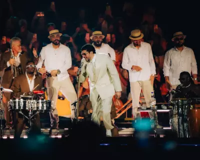 Bad Bunny's Sydney Show Sparks Fan Frenzy Over Photo Policy