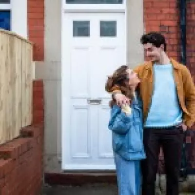 First-Time Buyers Age Rises to 34 in South East, New Map Reveals