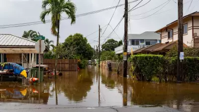 Hawaii Faces Worst Flooding in Decades with Dam Failure Threat and Mass Evacuations