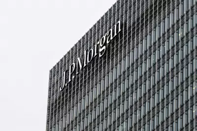 JP Morgan Devalues Private Credit Loans Amid AI Market Fears