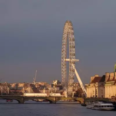 London Braces for 11 Days of Rain Before Spring Sunshine Arrives