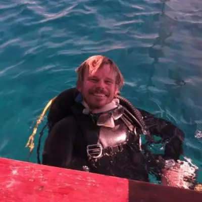 London Diver Robert Ladd Dies in Indonesian Riptide Tragedy During Solo Dive