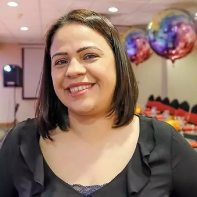 London Mother's Journey from 95kg to Modeling Career at 47 After Weight Loss