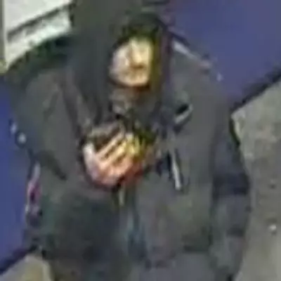 Police Hunt Suspect After Knifepoint Robbery at Herne Hill Station