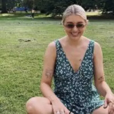 Politics Derailed My Hinge Date: A Lesson in Modern Dating Dealbreakers