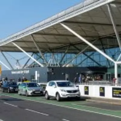 Stansted Airport Raises Drop-Off Fees to £28 for Longer Stays