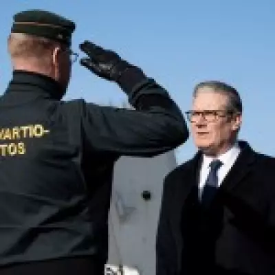 Starmer Warns of 'War on Two Fronts' in Middle East and Ukraine