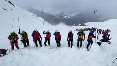 Two Skiers Killed in Northern Italy Avalanche on Busy Slope
