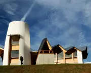 Architectural Hope: How Maggie's Cancer Centres Transform Patient Experience