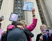 California Jury Holds Meta and YouTube Liable for Harm to Young Users