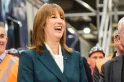 Chancellor Rachel Reeves Announces Historic Rail Fare Freeze at Liverpool Street