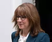 Chancellor Rachel Reeves Rules Out Universal Energy Bill Support, Targets Aid