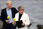 Clare Balding to Continue Presenting The Boat Race on Channel 4