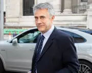 Crypto Billionaire Harborne Abandons Reform-Tory Pact, Calls for UK Regulation