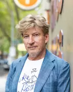 David Wenham Reflects on Career, Rage, and Returning to Stage in Sydney