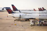 Delta Suspends Congressional Perks Amid TSA Funding Crisis