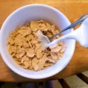 Etiquette Expert Sparks Controversy with Fork-and-Spoon Cereal Method