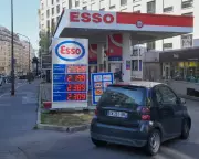 EU Scrambles as Iran War Sparks Fuel Price Fears, France Inspects Stations