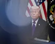 House to Vote on War Powers Resolution as Iran Conflict Dominates US Politics