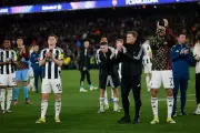 Howe Demands Newcastle Rebound After Barcelona Humiliation