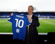Ipswich Town Faces Backlash After Nigel Farage's Controversial Stadium Tour