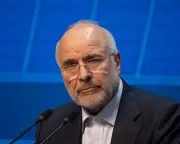 Iran's Parliament Speaker Ghalibaf: Trump's Potential Partner Amid Middle East Crisis