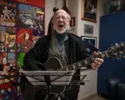 Italy's Last Cantastorie: Franco Trincale Sings News at 90 in Nursing Home