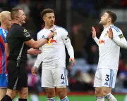 Leeds United Secure Vital Point Despite Gudmundsson Red Card Drama