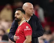 Liverpool's Wingers Struggle Under Slot's System as Title Defense Falters