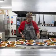 London Food Bank Serves 60,000 Restaurant-Quality Free Meals During Ramadan