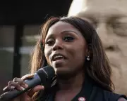 New York Councilmember and Hochul Aide Probed for Bribery in Migrant Shelter Scandal