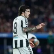 Newcastle's Sandro Tonali Suffers Groin Injury in Champions League Defeat to Barcelona