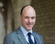 NY Times Severs Ties with Freelancer Over AI-Generated Book Review Plagiarism