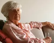 Oral Historian Lyn Smith Dies at 91, Leaving Legacy of Conflict Testimonies