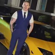 Passenger Outsmarts Ryanair Baggage Fee Using Free Costa Coffee Bag