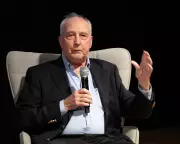 Paul Keating Condemns Nine Newspapers Over 'Red Alert' China War Prediction