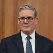 PM Starmer Condemns Kneecap Views as 'Intolerable' After High Court Ruling