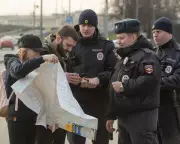 Russia's Internet Splintering: Blackouts and Telegram Under Scrutiny
