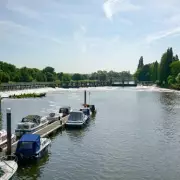 Scenic Thames Walk from Kingston to Teddington Offers Pastry Stops and Serene Views