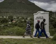 South African Town Divided Over Name Change from Graaff-Reinet to Robert Sobukwe