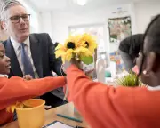 Starmer Vows to Use All Government Levers to Tackle Cost of Living Crisis Amid Iran Conflict