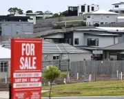 Sydney and Melbourne House Prices Decline Amid Rate Hikes and Global Tensions