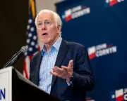 Texas Lawmakers Clash Over DHS Funding as Airport Delays Worsen