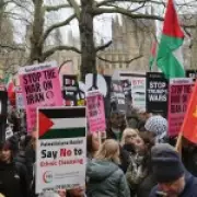Thousands Protest US Strikes on Iran at London Embassy, Four Arrested
