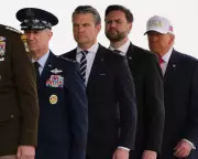 Trump Attends Dover Ceremony for Six Soldiers Killed in Kuwait Drone Strike