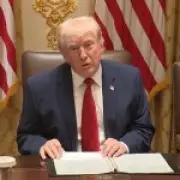 Trump Mocks UK's 'Toy' Aircraft Carriers, Criticizes NATO Response