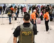 Trump Signals Openness to DHS Funding Deal, May Compromise on ICE Funding