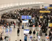 TSA Crisis Deepens as Shutdown Breaks Record, Travel Chaos Mounts