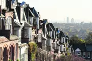 UK Housing Market Stalls as Iran Conflict Sparks Mortgage Rate Hikes