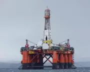 UK Minister Asserts Sufficient Oil and Gas Supplies Amid Middle East Crisis